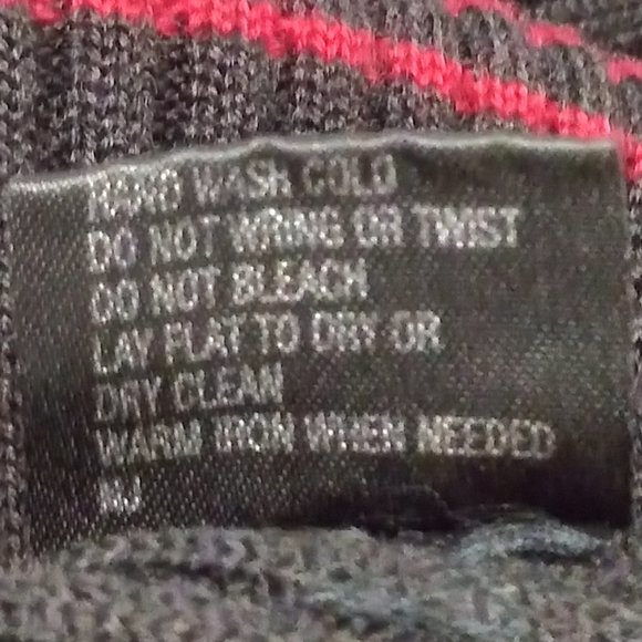 Tahari by Arthur S. Levine Petite Mockneck Sweater Top, Black size 4P - Picture 7 of 7